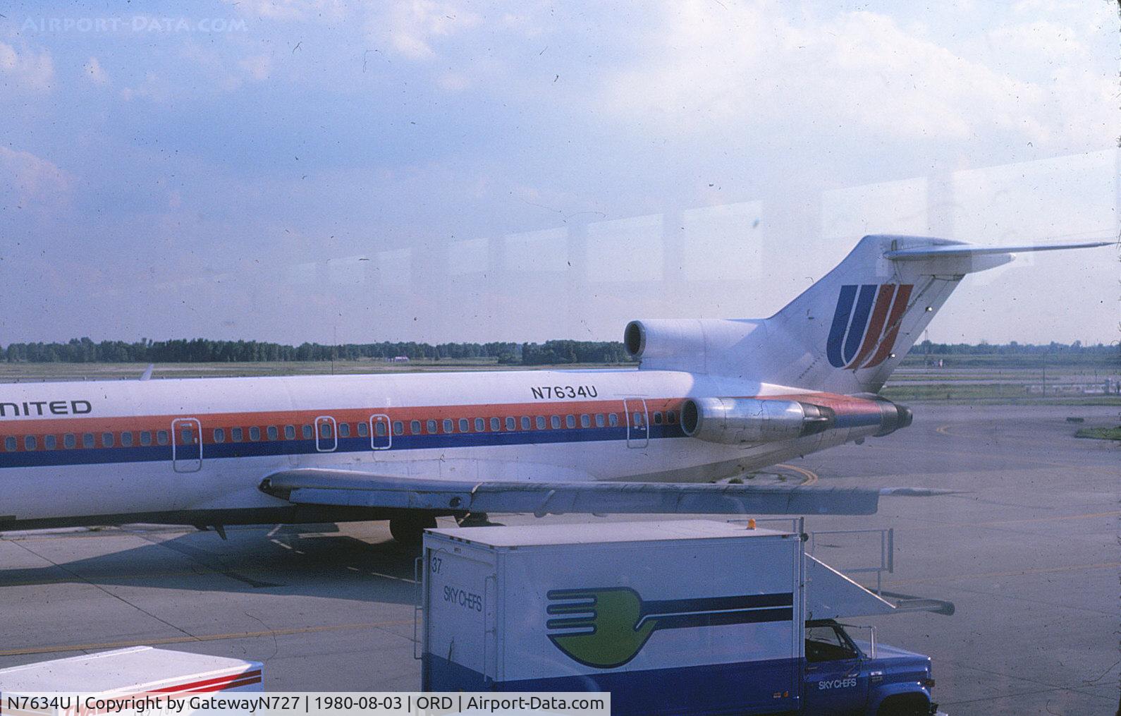 N7634U, 1968 Boeing 727-222 C/N 19907, Parked at O'Hare.