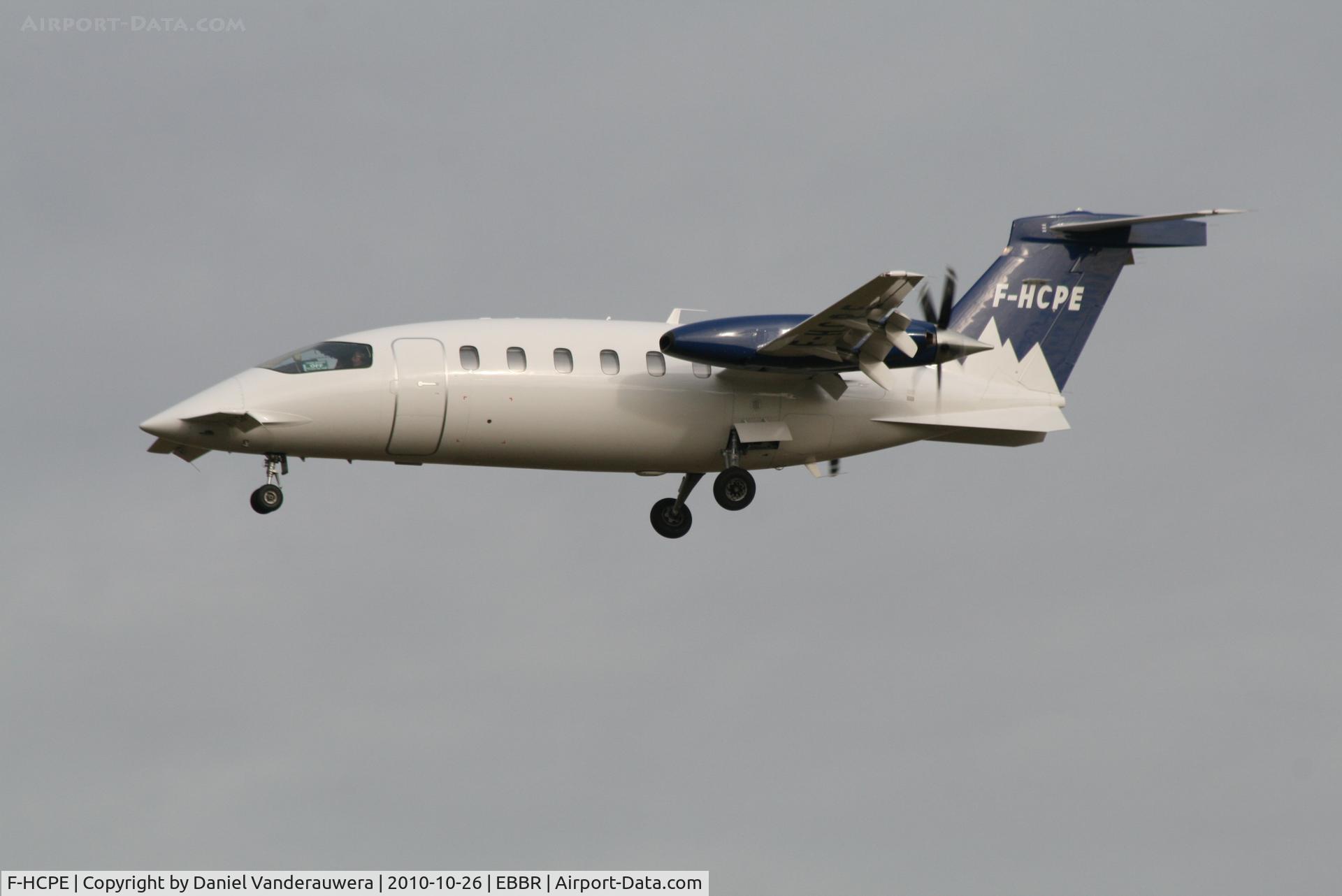 F-HCPE, 2008 Piaggio P-180 Avanti II C/N 1144, Arriving to RWY 25L