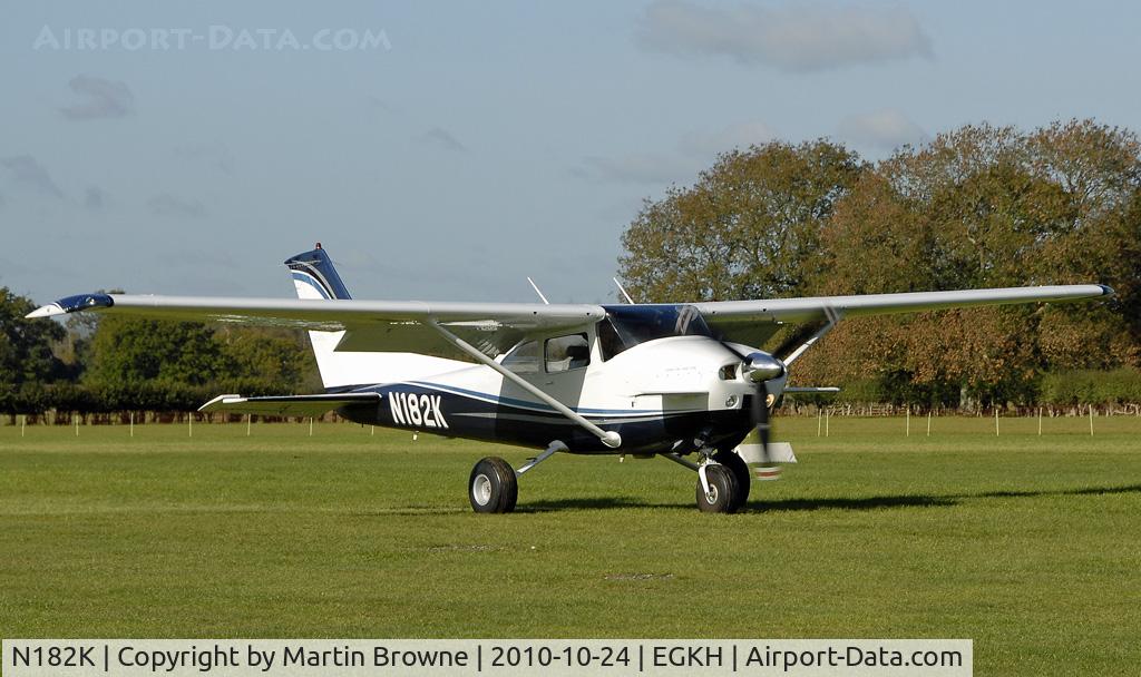 N182K, 1979 Cessna 182Q Skylane C/N 182-66882, SHOT AT HEADCORN