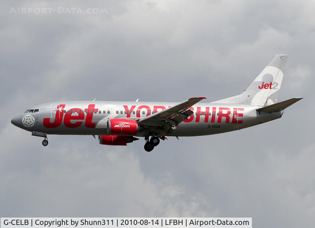 G-CELB, 1986 Boeing 737-377 C/N 23664, Landing rwy 28