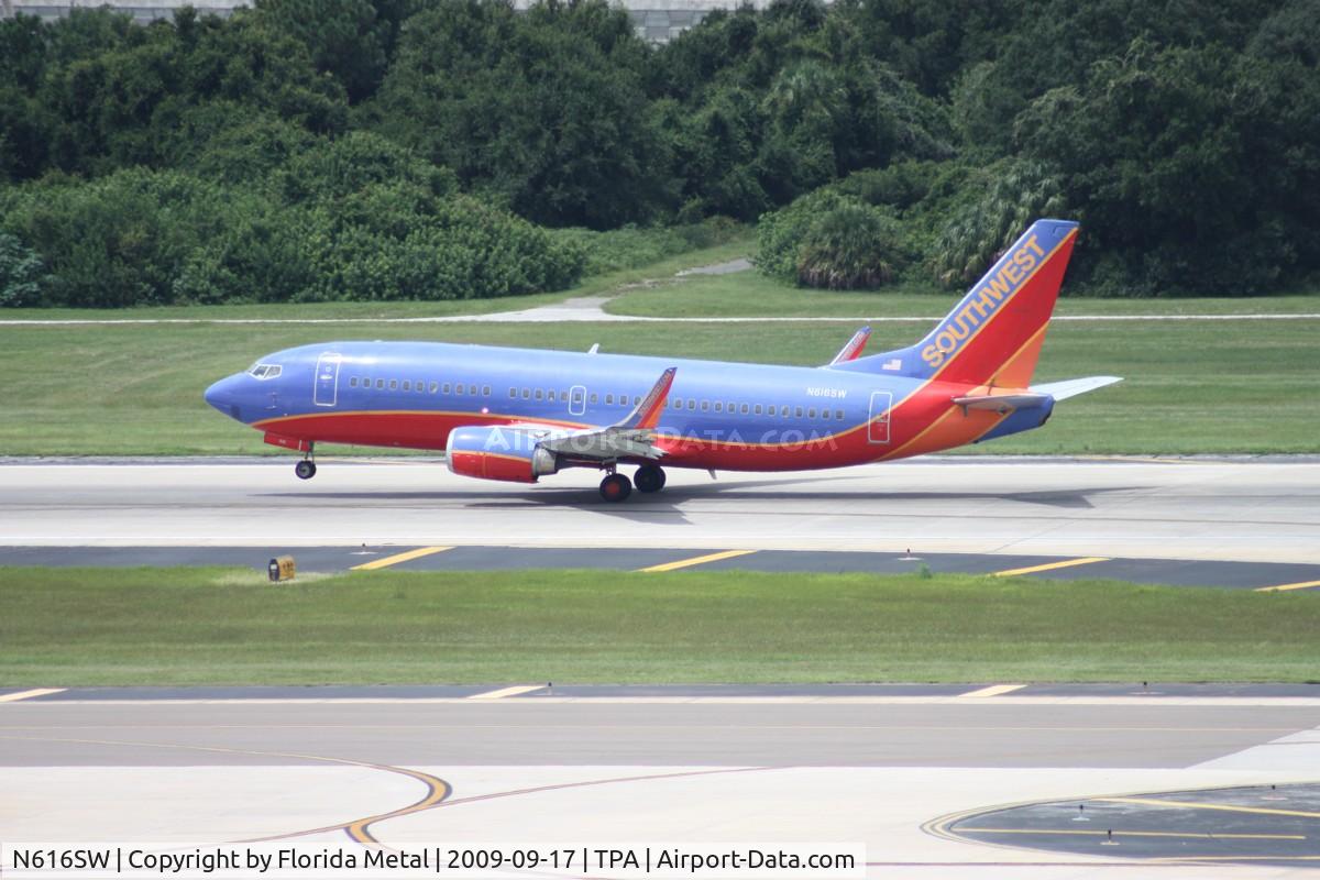 N616SW, 1995 Boeing 737-3H4 C/N 27699, Southwest 737-300
