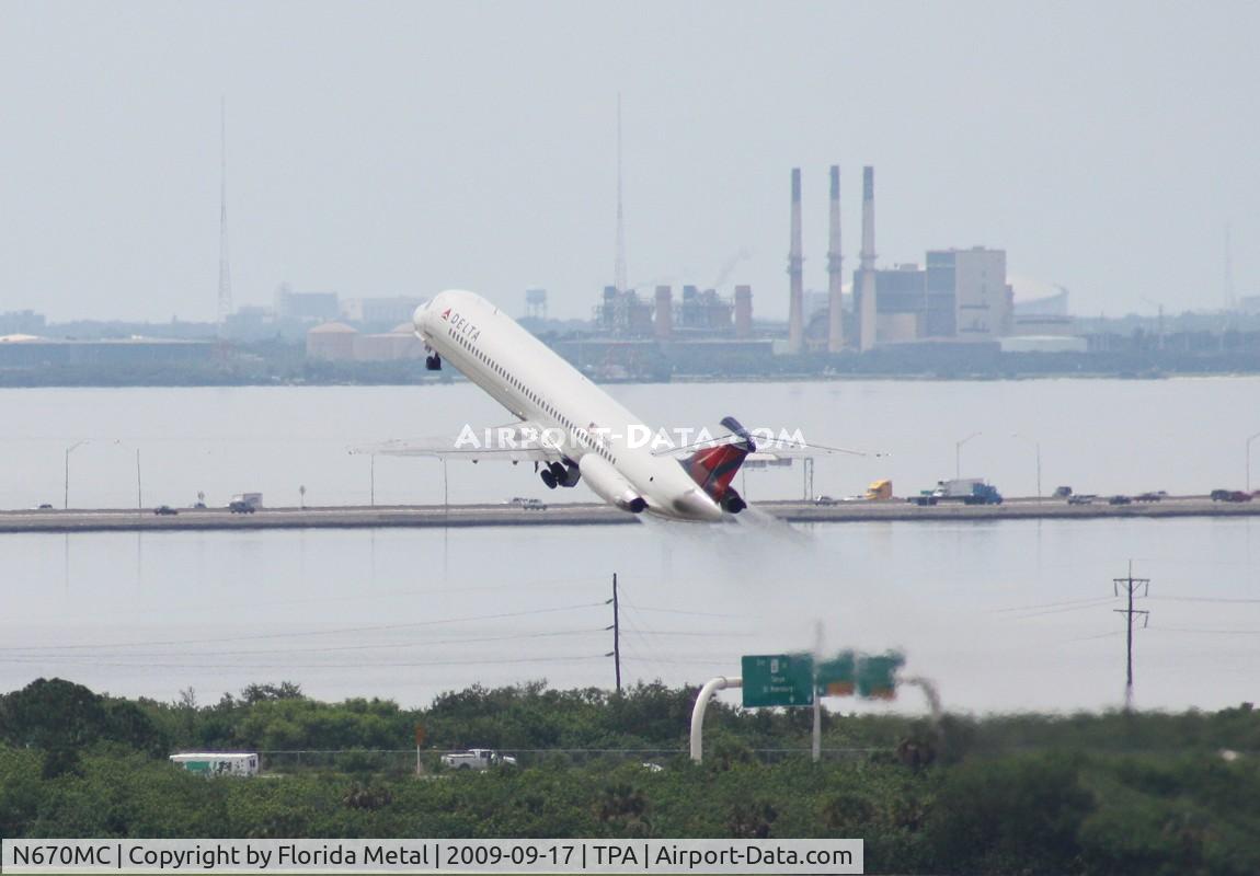 N670MC, 1976 Douglas DC-9-51 C/N 47659, Delta DC-9-51
