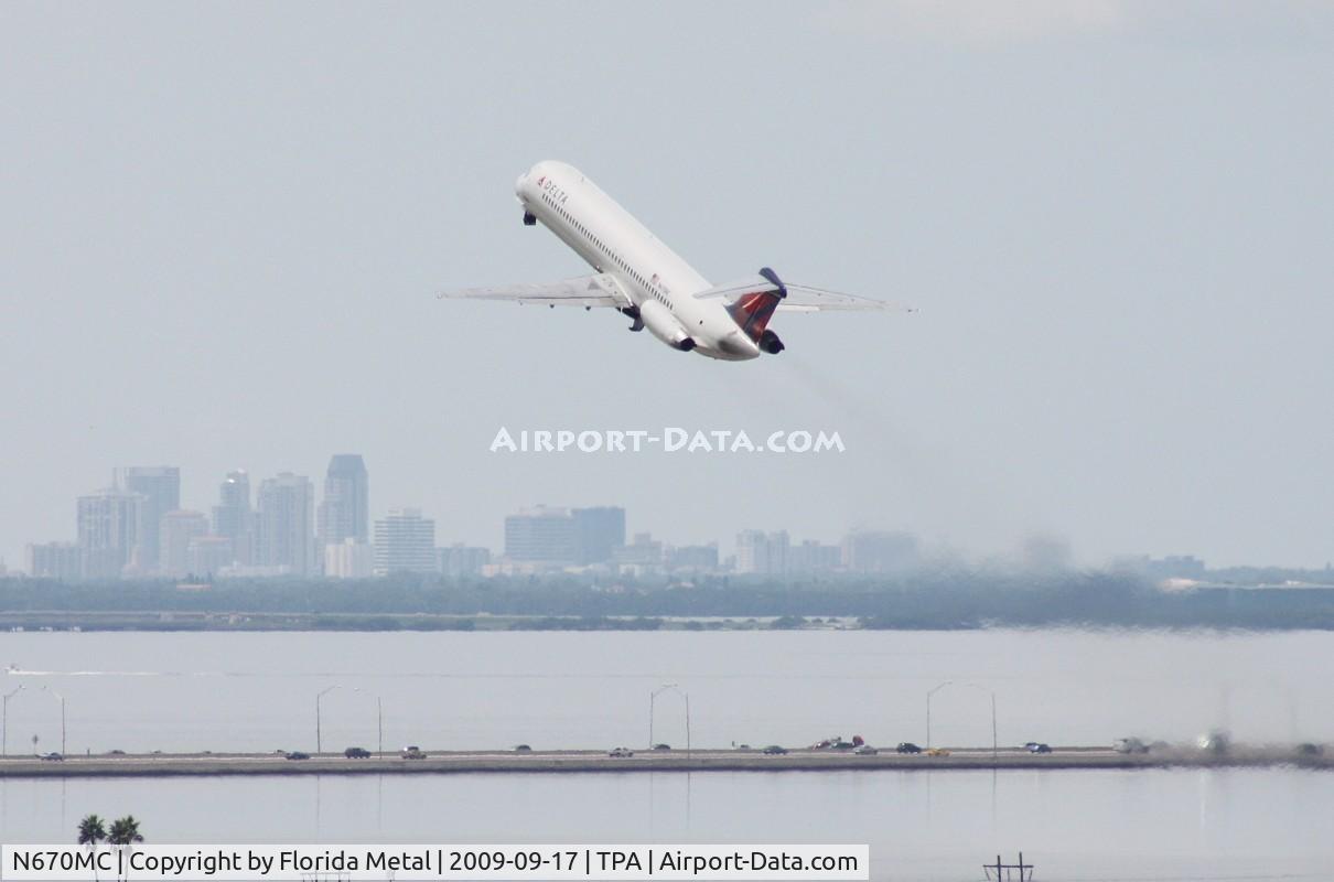 N670MC, 1976 Douglas DC-9-51 C/N 47659, Delta DC-9-51