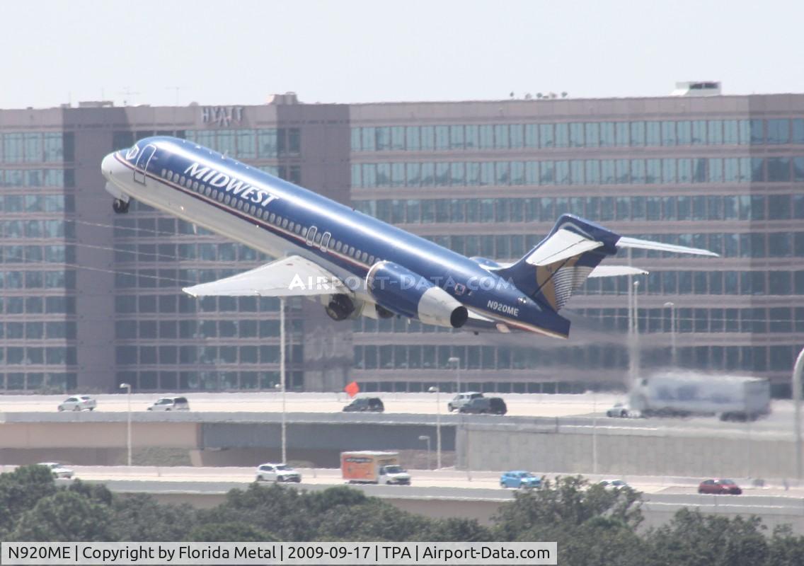 N920ME, 2004 Boeing 717-2BL C/N 55182, Midwest 717