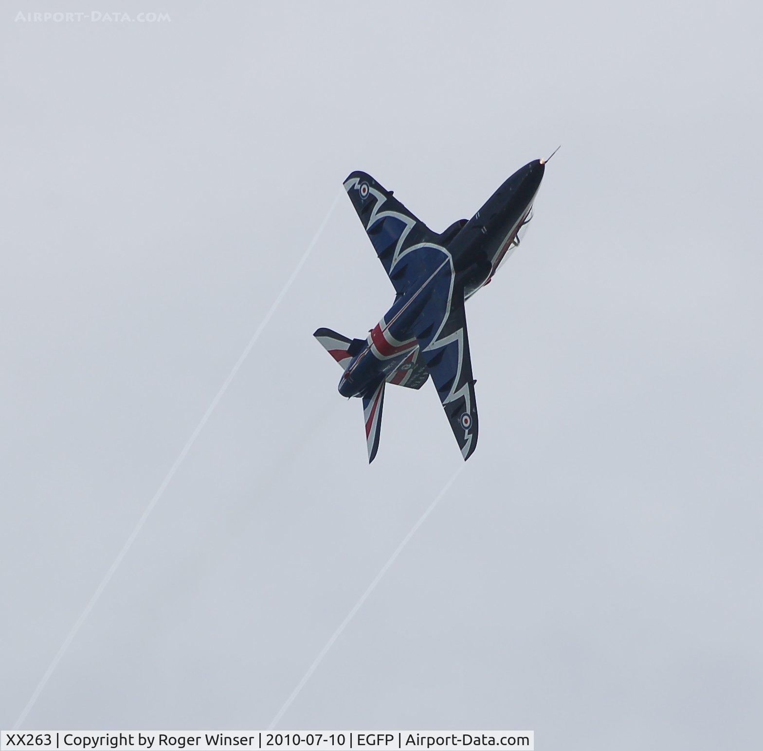 XX263, 1978 Hawker Siddeley Hawk T.1A C/N 099/312099, RAF Valley Display Hawk over Pembrey Airport during the display at nearby Kidwelly Carnival.