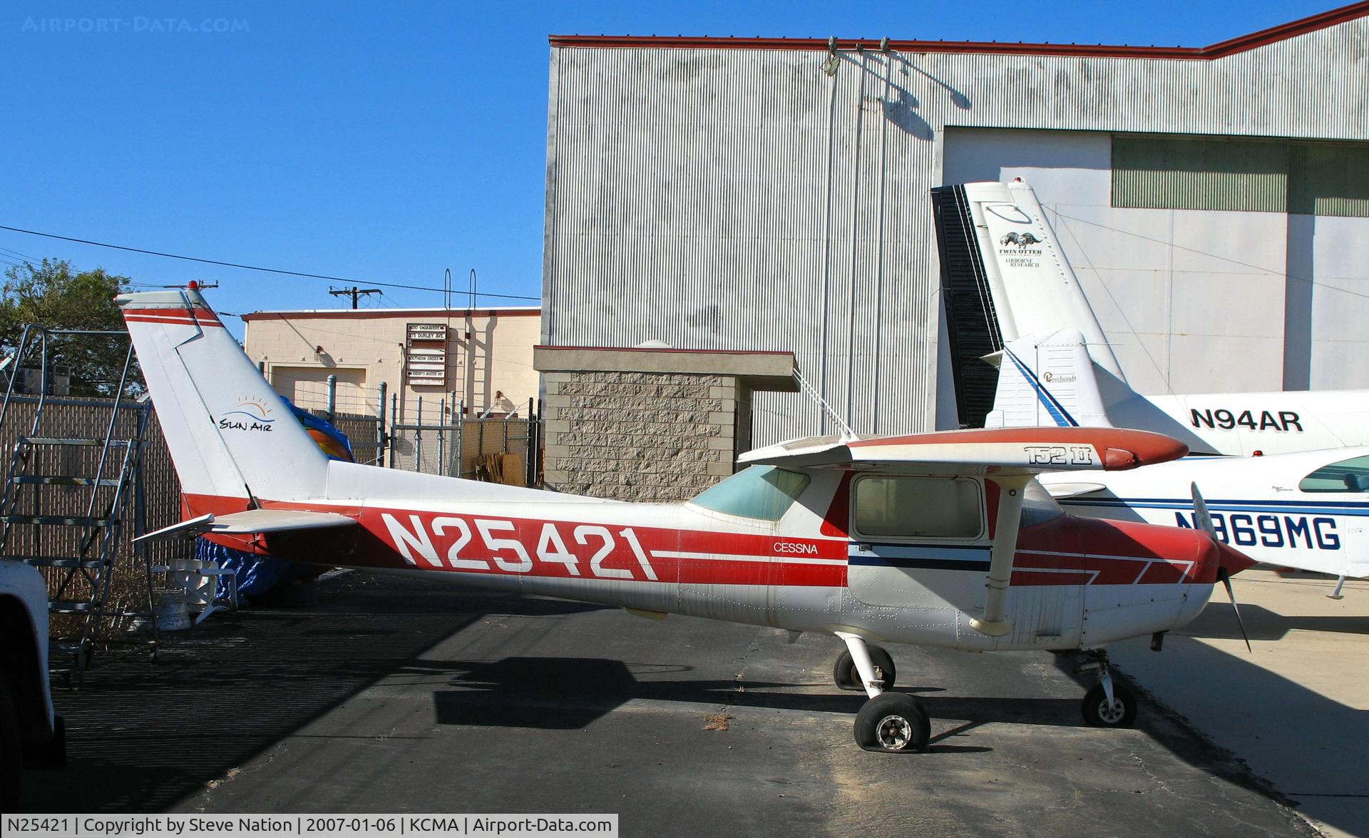 N25421, 1977 Cessna 152 C/N 15280647, 