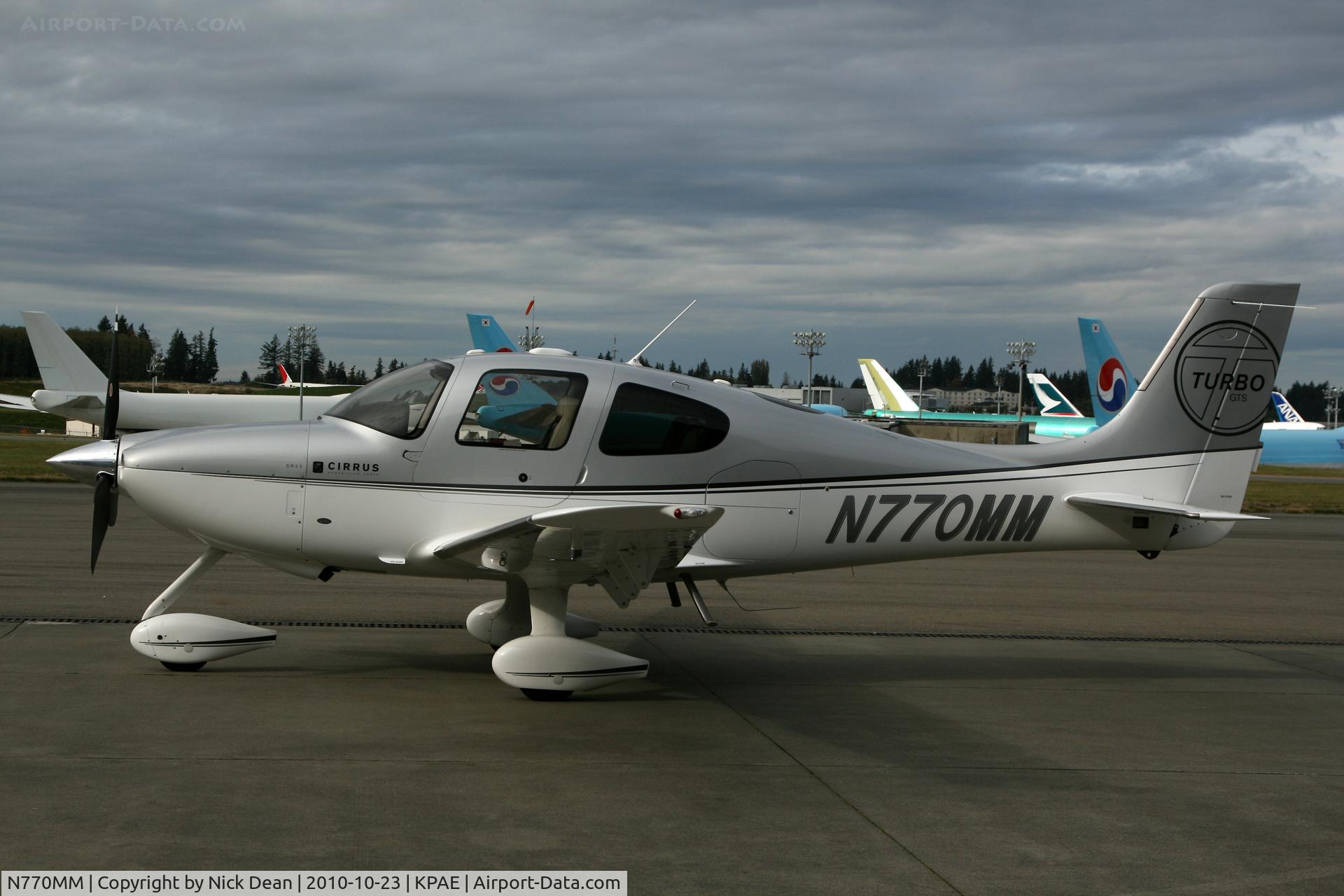 N770MM, 2009 Cirrus SR22 C/N 3405, KPAE