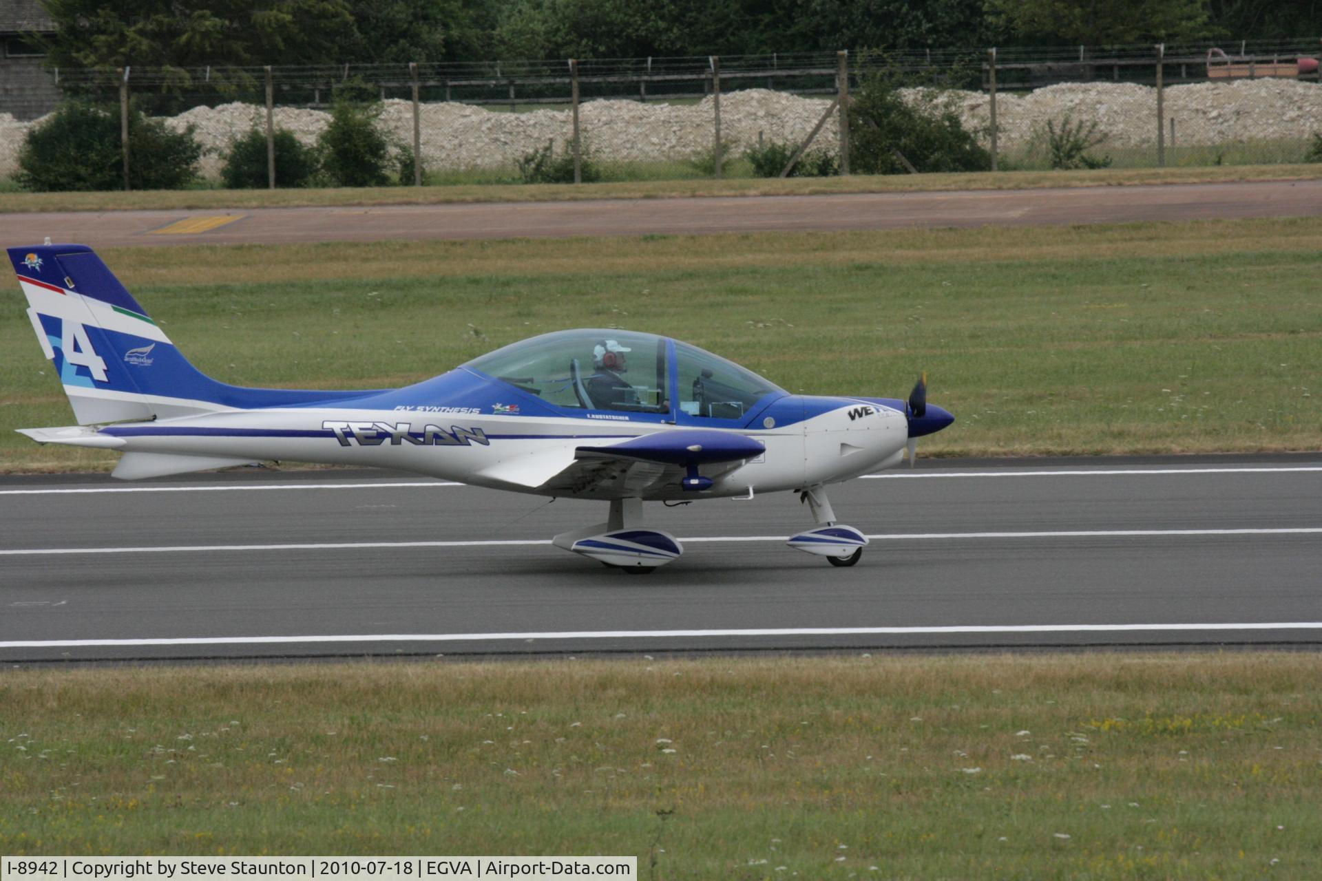 I-8942, Fly Synthesis Texan Top Class 450 C/N Not found I-8942, Taken at the Royal International Air Tattoo 2010