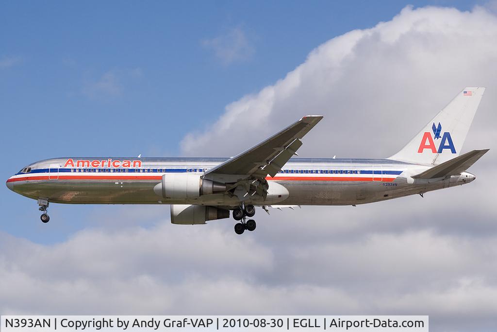 N393AN, 1998 Boeing 767-323 C/N 29430, American Airlines 767-300