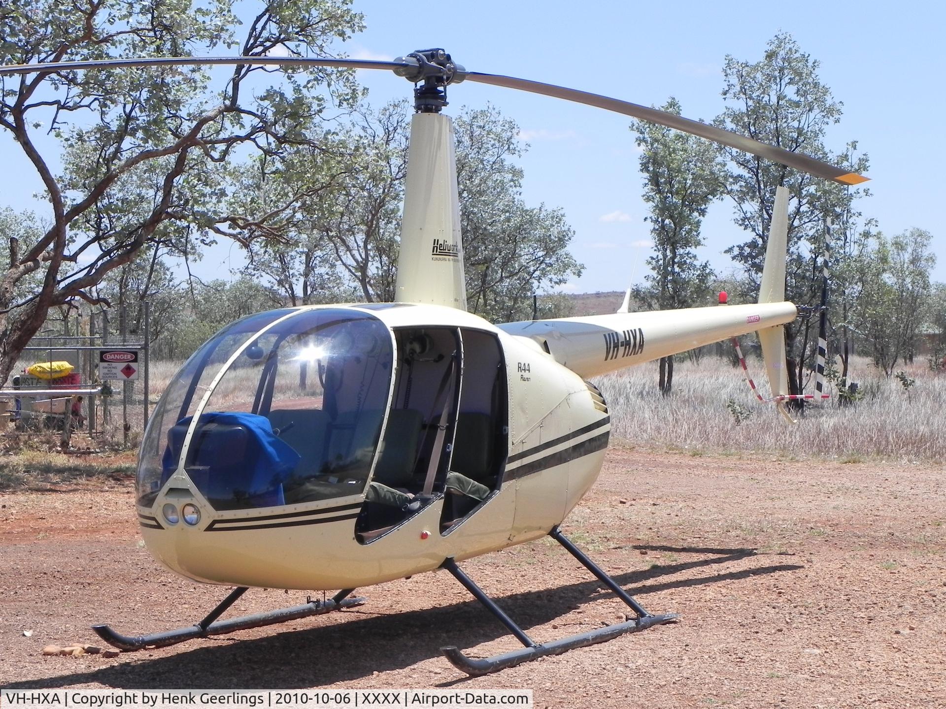 VH-HXA, 2000 Robinson R44 C/N 0772, Slingair , Bellburn Airstrip, Kimberley's , WA