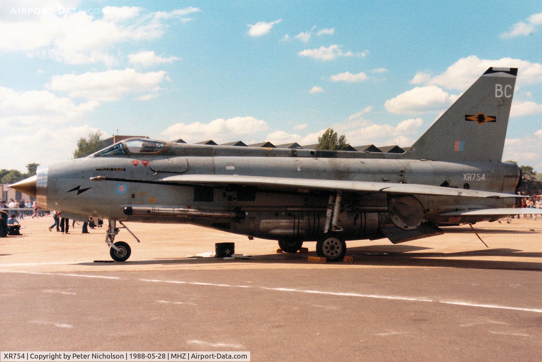 XR754, 1965 English Electric Lightning F.6 C/N 95219, Lightning F.6 of 11 Squadron on display at the 1988 RAF Mildenhall Air Fete.