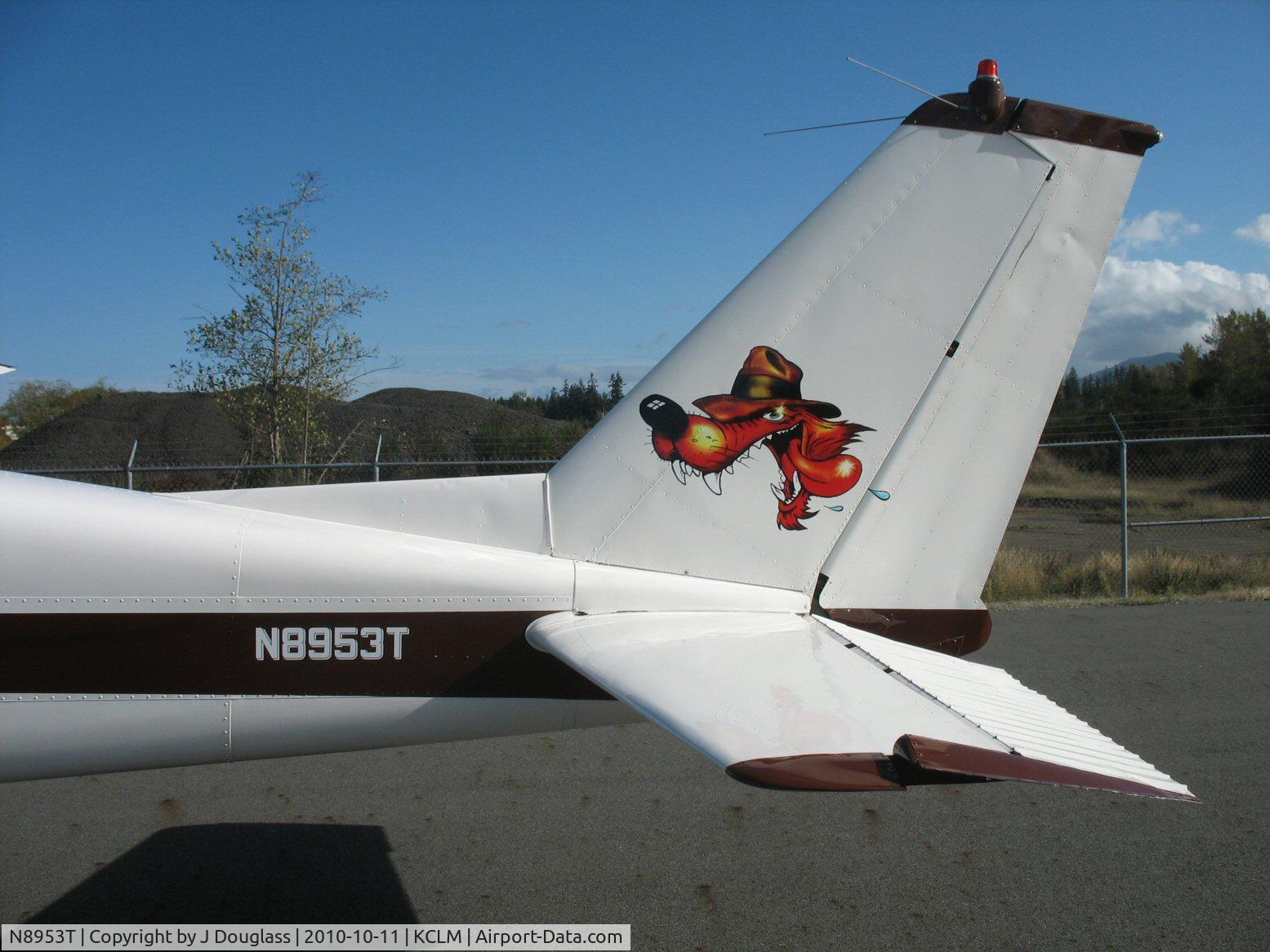 N8953T, 1959 Cessna 172A C/N 47158, Taken 10/11/2010 @ KCLM