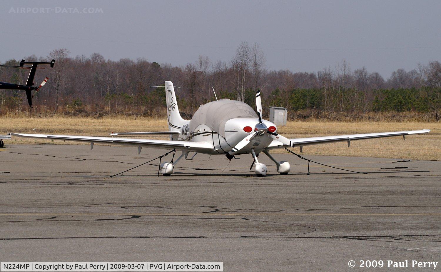 N224MP, 2006 Cirrus SR22 C/N 1876, Visiting Hampton Roads Exec