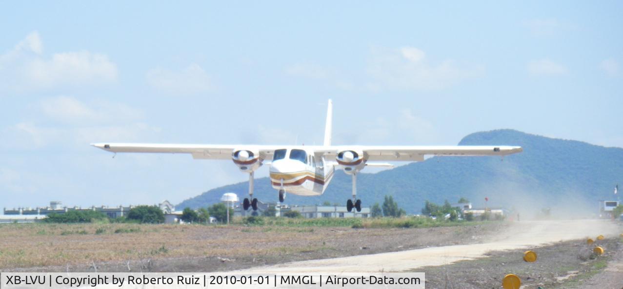 XB-LVU, 1976 Britten-Norman BN-2A-26 Islander C/N 486, 1976 Britten-norman (bembridge) Ltd BN2A-26 ISLANDER