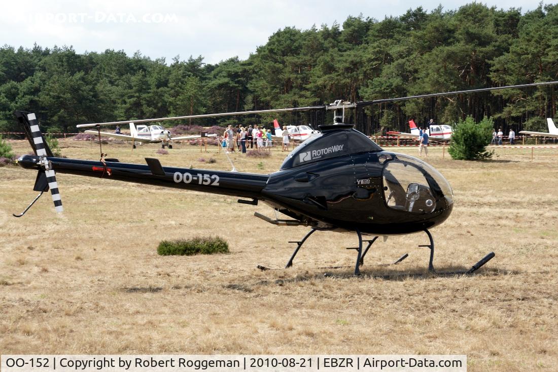 OO-152, RotorWay A600 Talon C/N 8004, Rotorway A600 Talon.
Ooostmalle Fly in 21-08-2010