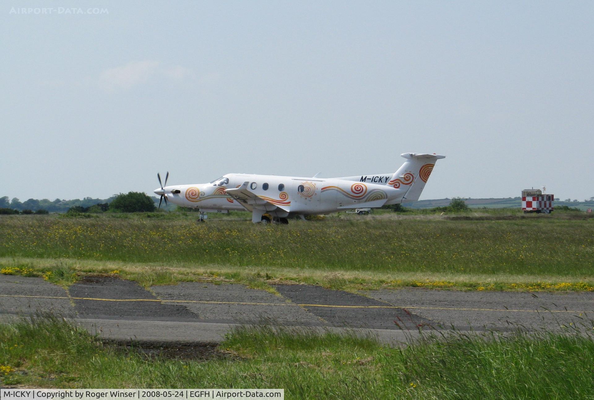 M-ICKY, 2003 Pilatus PC-12/45 C/N 508, Atrriving Runway 22