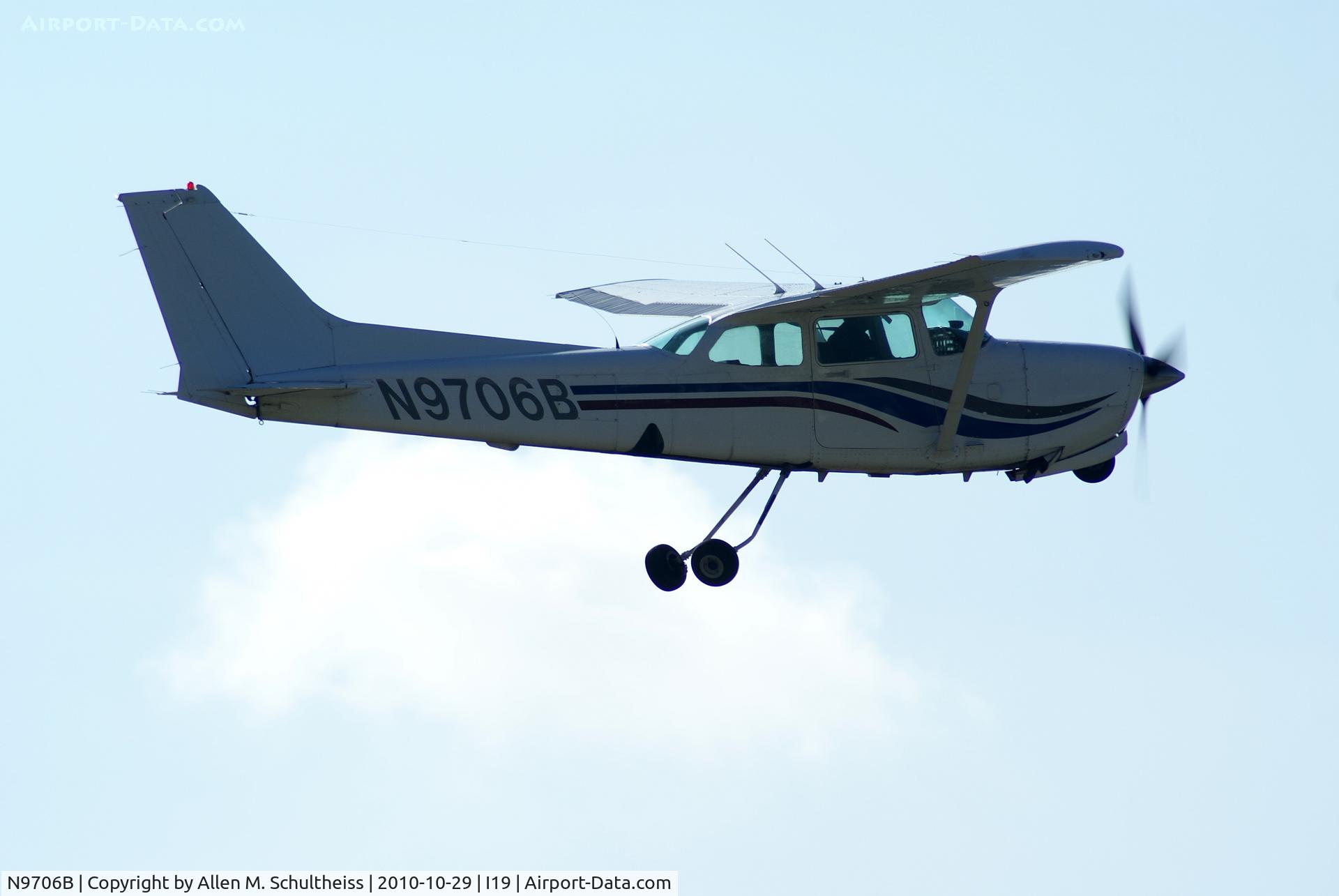 N9706B, 1981 Cessna 172RG Cutlass RG C/N 172RG0980, 1981 Cessna 172RG