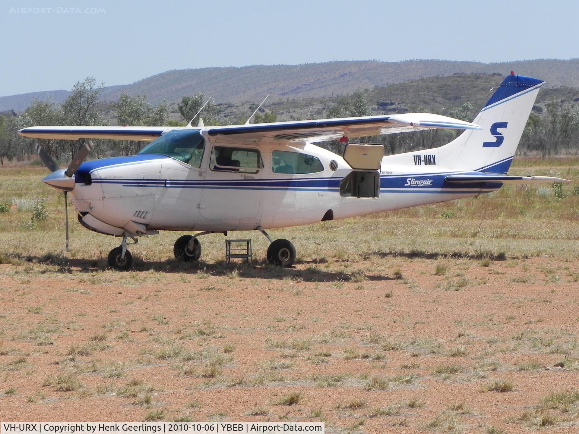 VH-URX, 1981 Cessna 210N Centurion C/N 21064449, VH-URX , Cessna 210N Centurion II , Slingair , Bellburn Airstrip , WA, 06 oct '10
