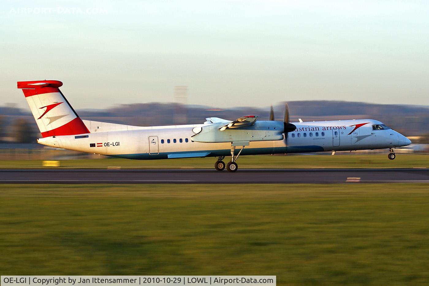 OE-LGI, 2004 De Havilland Canada DHC-8-402Q Dash 8 C/N 4100, OE-LGI @Linz Airport