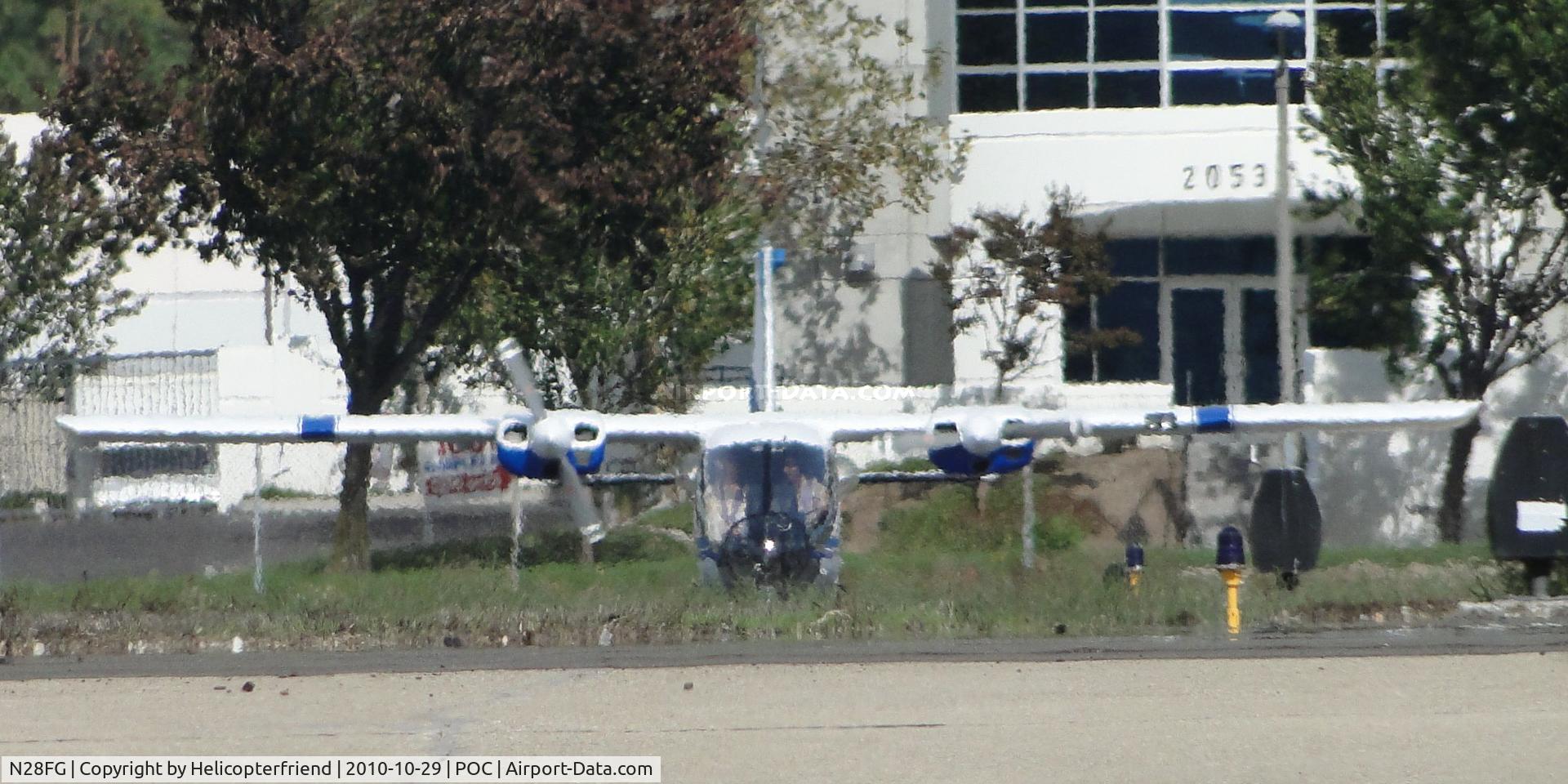 N28FG, 1984 Partenavia P-68 Observer C/N 325-18-OB, Waiting clearence to take off on runway 26R