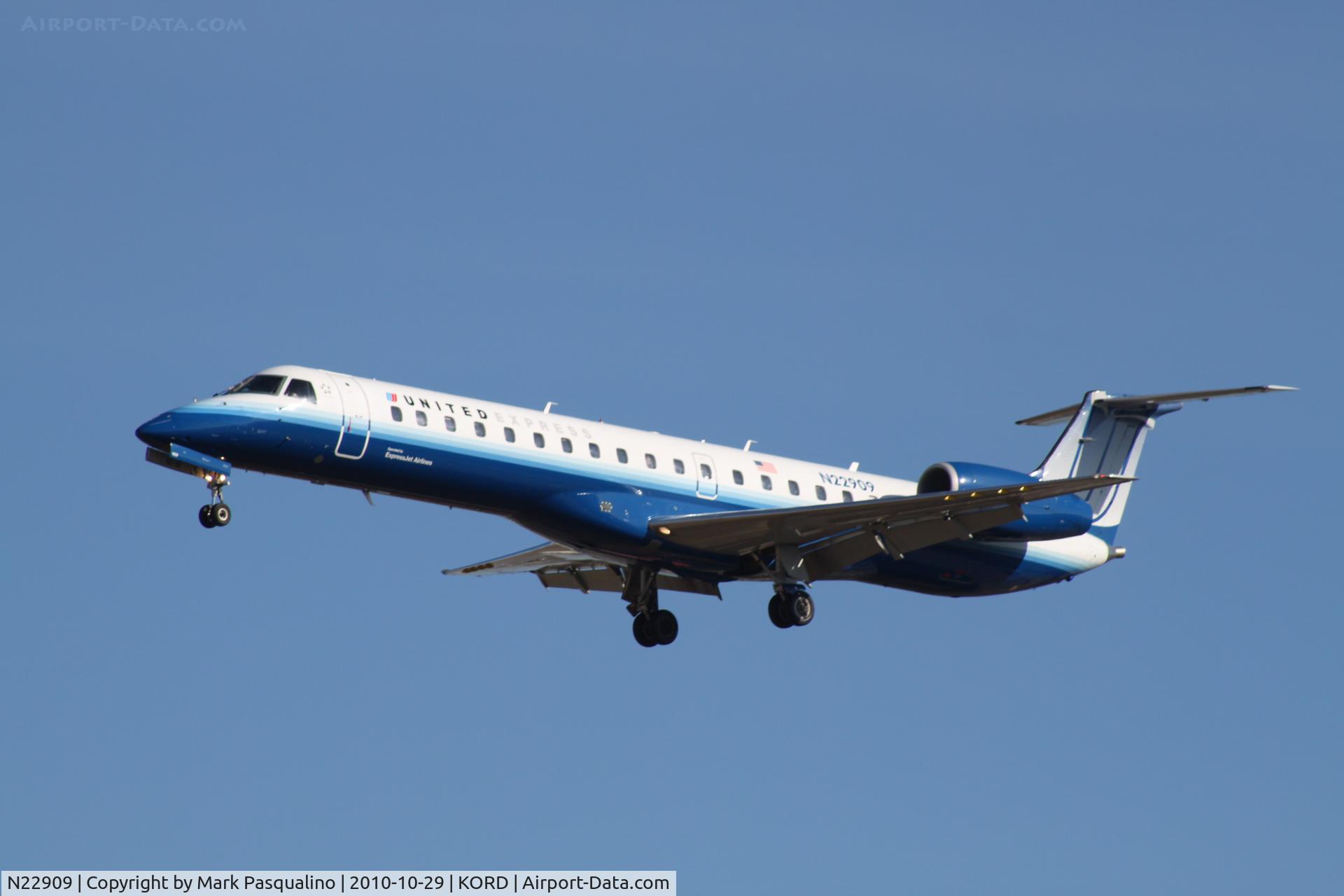 N22909, 2001 Embraer ERJ-145LR (EMB-145LR) C/N 145459, EMB-145LR