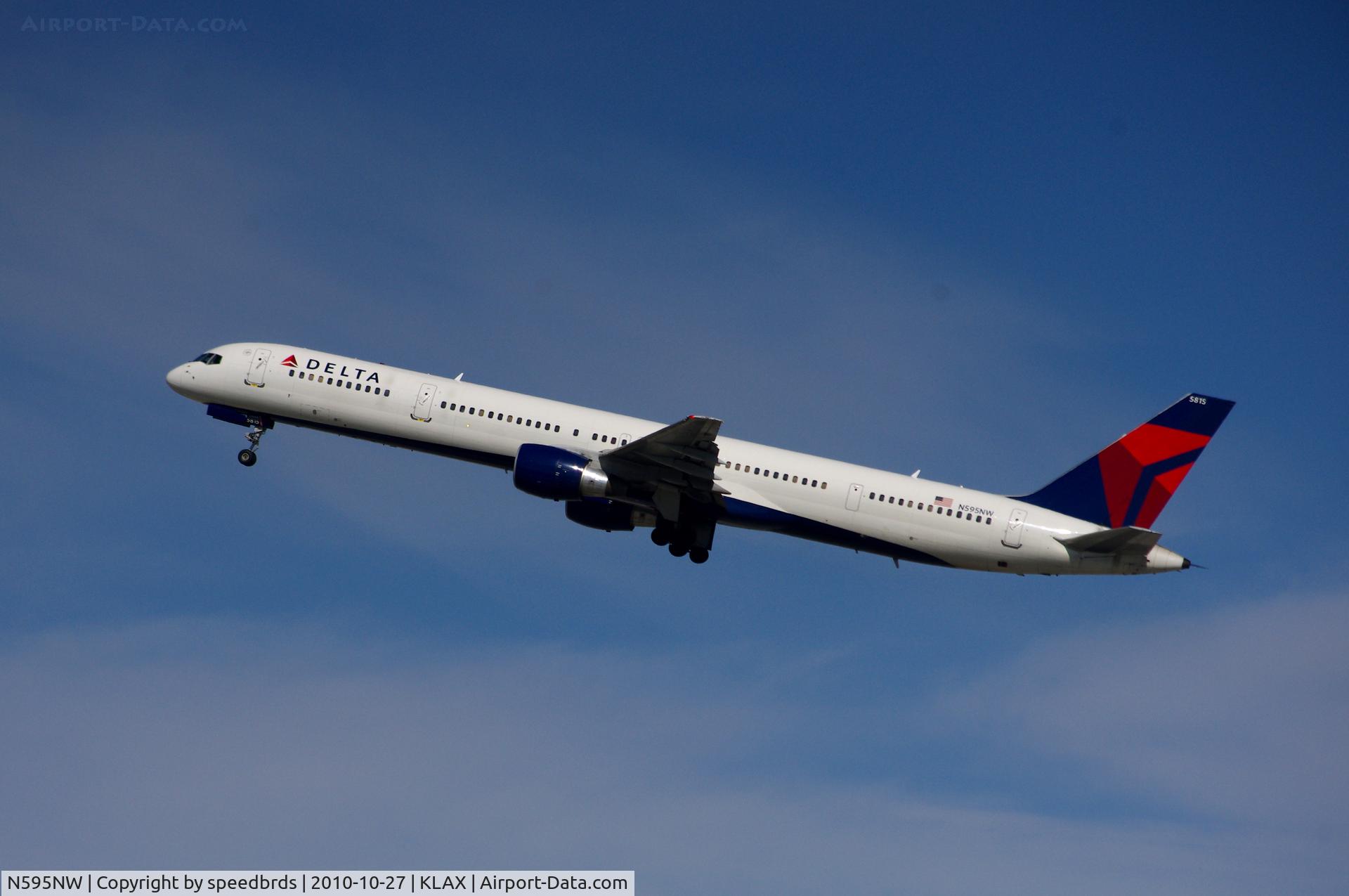 N595NW, 2003 Boeing 757-351 C/N 32995, Delta Air Lines.  Ex-Northwest Airlines 757-300 edition.