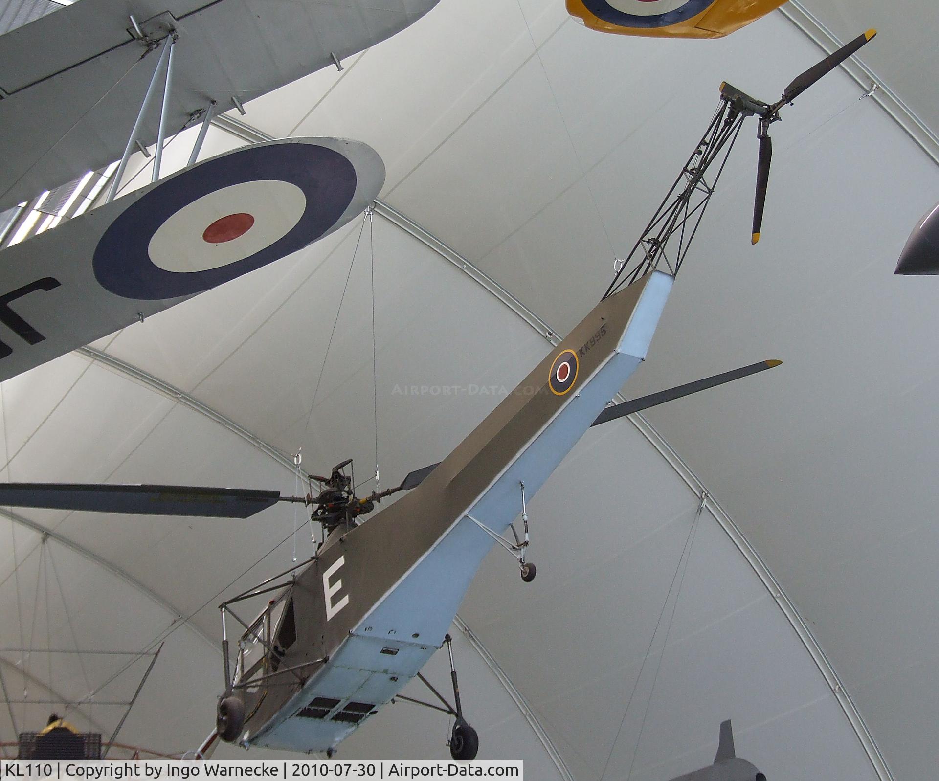 KL110, 1944 Sikorsky R-4B Hoverfly I C/N 140, Sikorsky R-4B Hoverfly Mk1 (containing parts of KK995) at the RAF Museum, Hendon