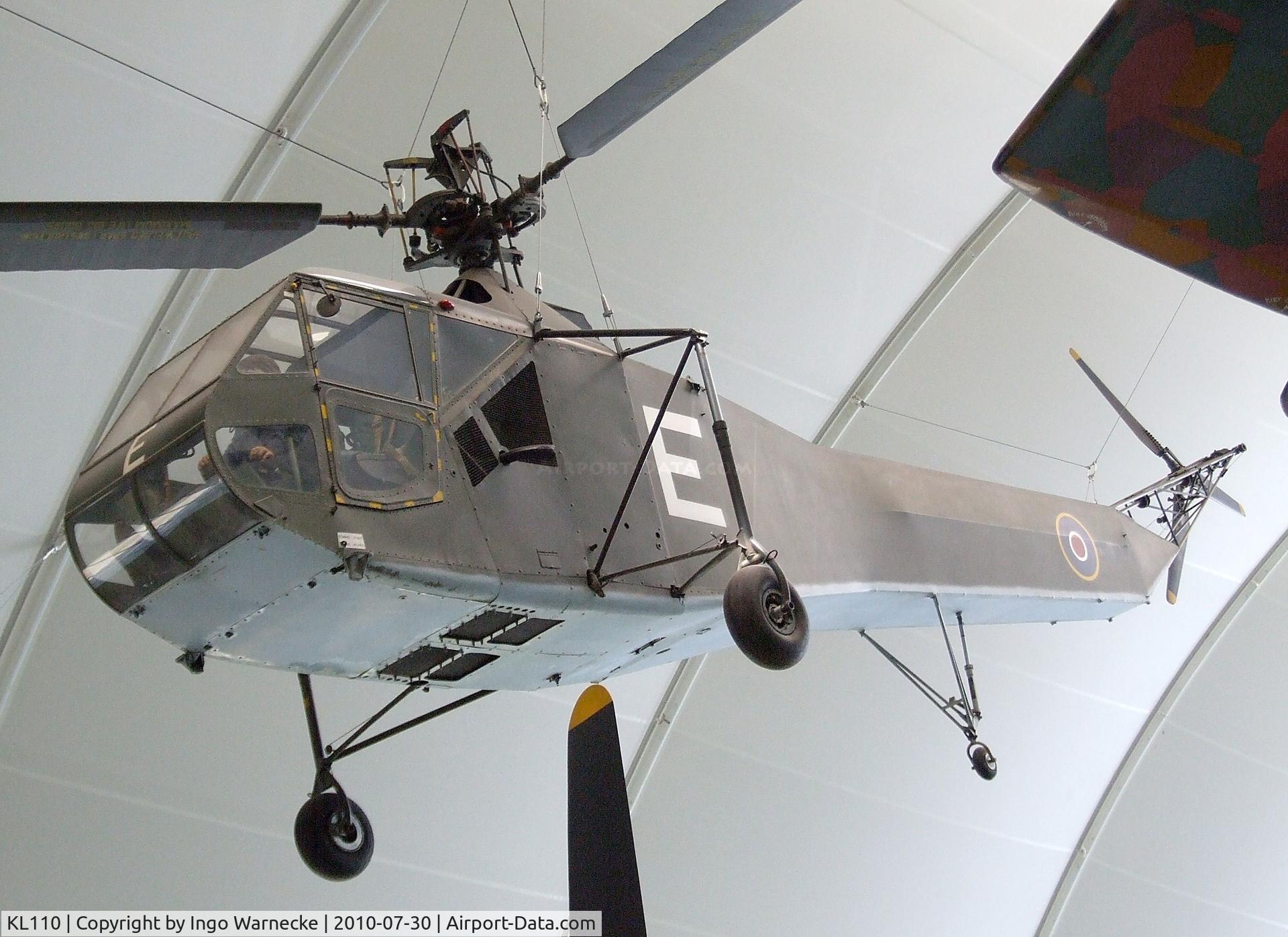 KL110, 1944 Sikorsky R-4B Hoverfly I C/N 140, Sikorsky R-4B Hoverfly Mk1 (containing parts of KK995) at the RAF Museum, Hendon