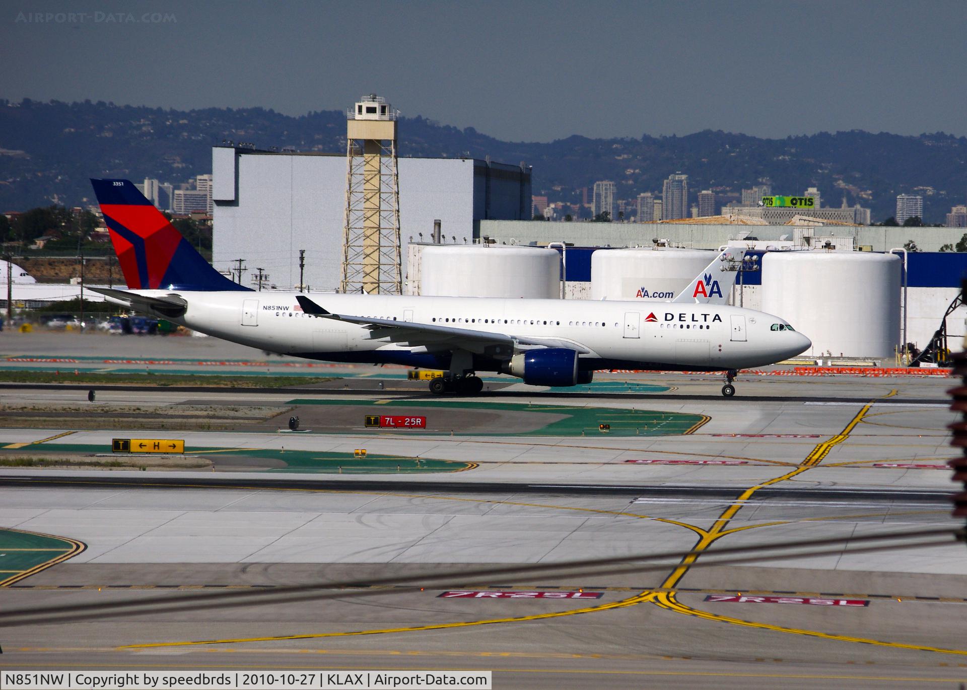N851NW, 2004 Airbus A330-223 C/N 0609, Delta A330-200 former NWA departing against traffic with special permission from LAX ATC.  First time seeing Delta/NWA A330 at LAX.