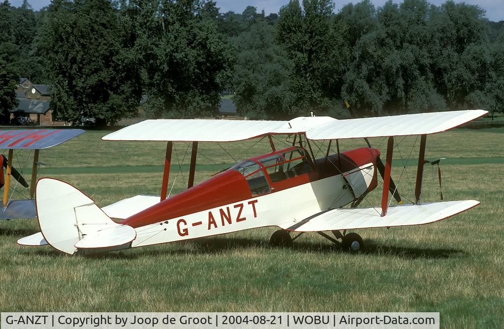 G-ANZT, 1957 Thruxton Jackaroo C/N 84176, Moth Rally 2004