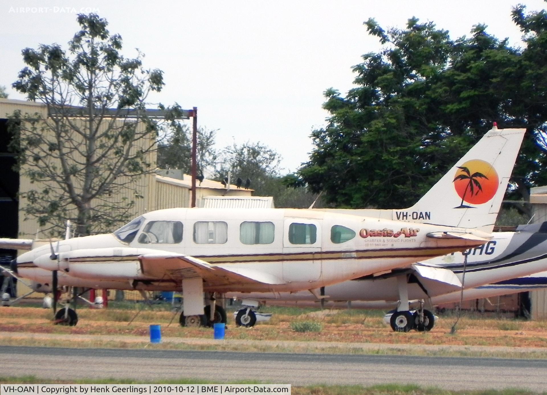 VH-OAN, 1971 Piper PA-31 Turbo Navajo B C/N 31-696, Oasis Air , Broome
