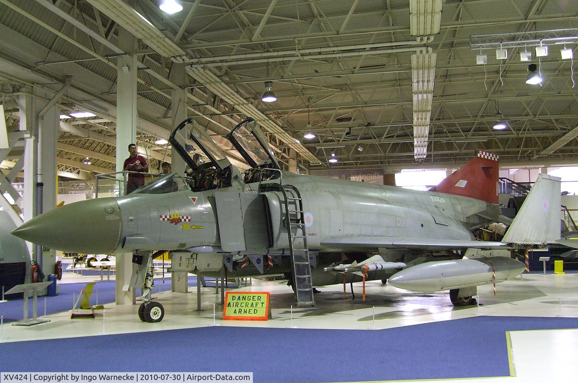 XV424, 1969 McDonnell Douglas Phantom FGR2 C/N 3084, McDonnell Douglas F-4 Phantom FGR2 at the RAF Museum, Hendon