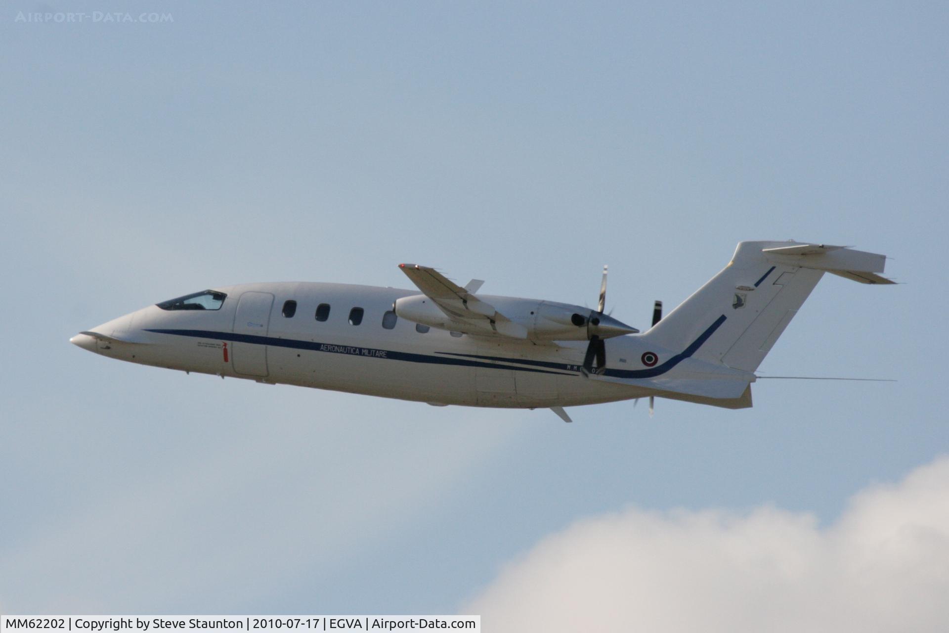 MM62202, Piaggio P-180AM Avanti C/N 1058, Taken at the Royal International Air Tattoo 2010