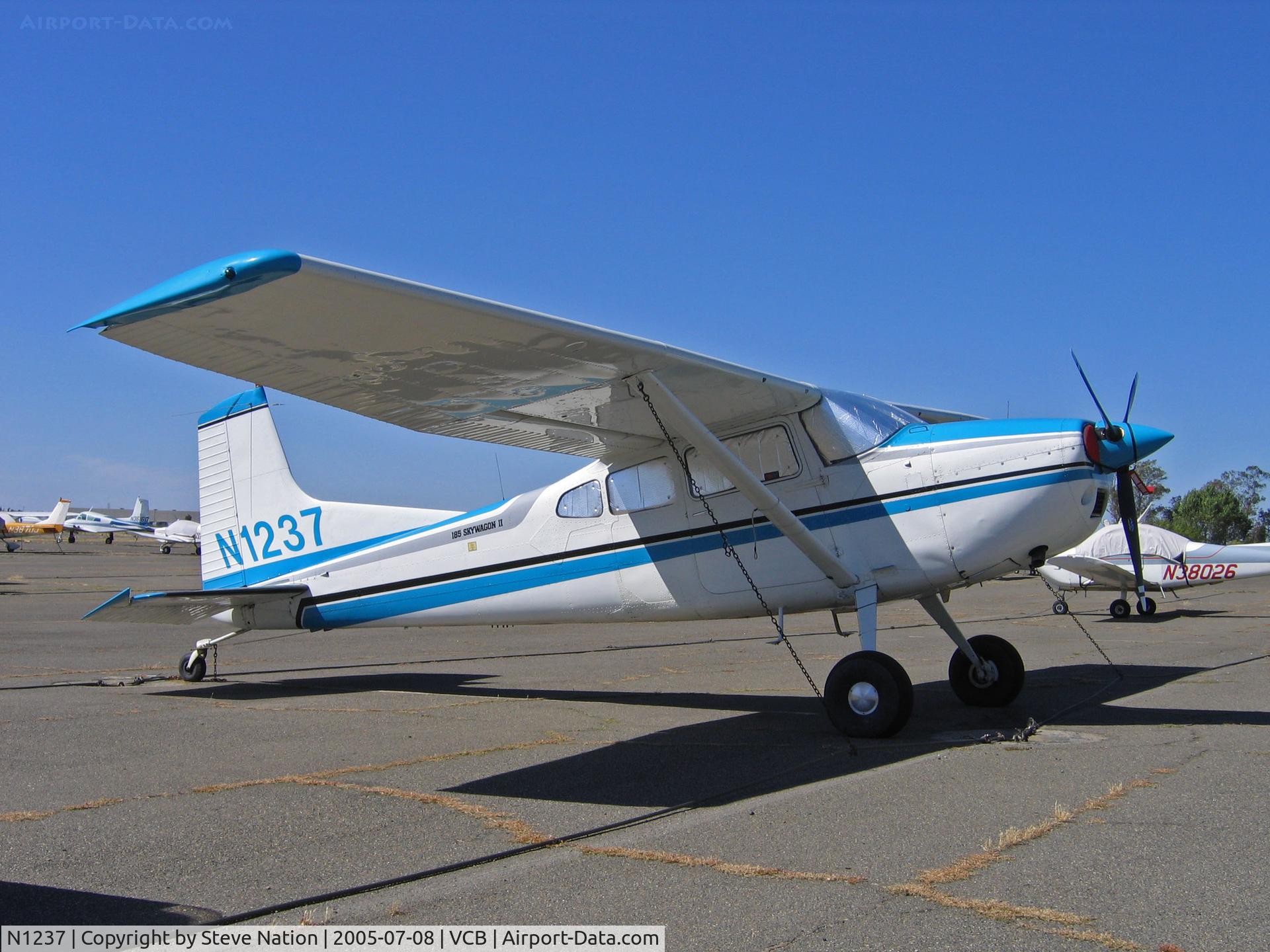 N1237, 1980 Cessna A185F Skywagon 185 C/N 18504021, 1980 Cessna A185F @ Nut Tree Airport, CA home base
