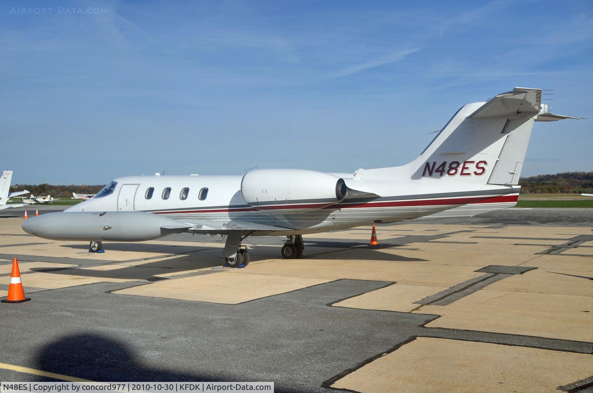 N48ES, 1976 Gates Learjet 35A C/N 087, 10/30/2010