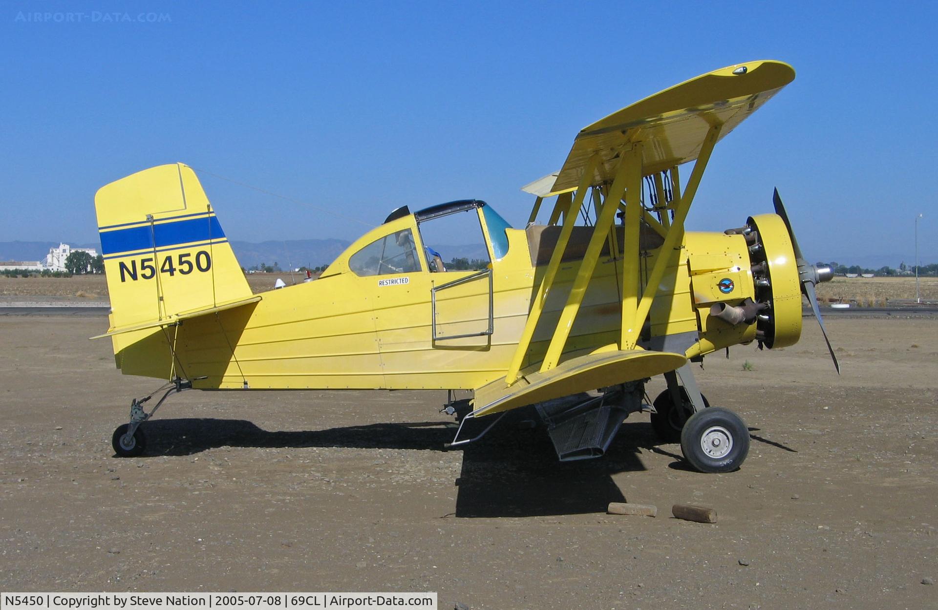 N5450, 1973 Grumman-Schweizer G-164A C/N 1160, 1973 G-164A Ag-Cat duster/spreader-equipped @ Medlock Airport, Davis, CA