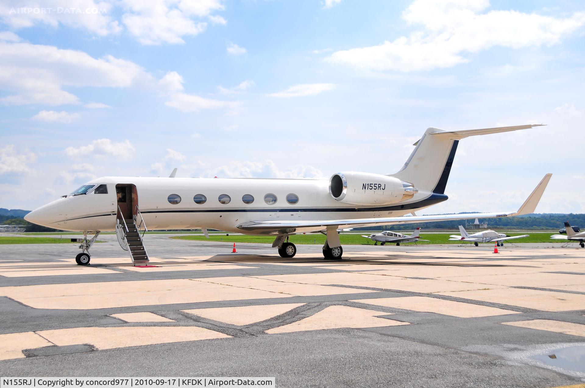 N155RJ, 1998 Gulfstream Aerospace G-IV C/N 1347, 9/17/2010