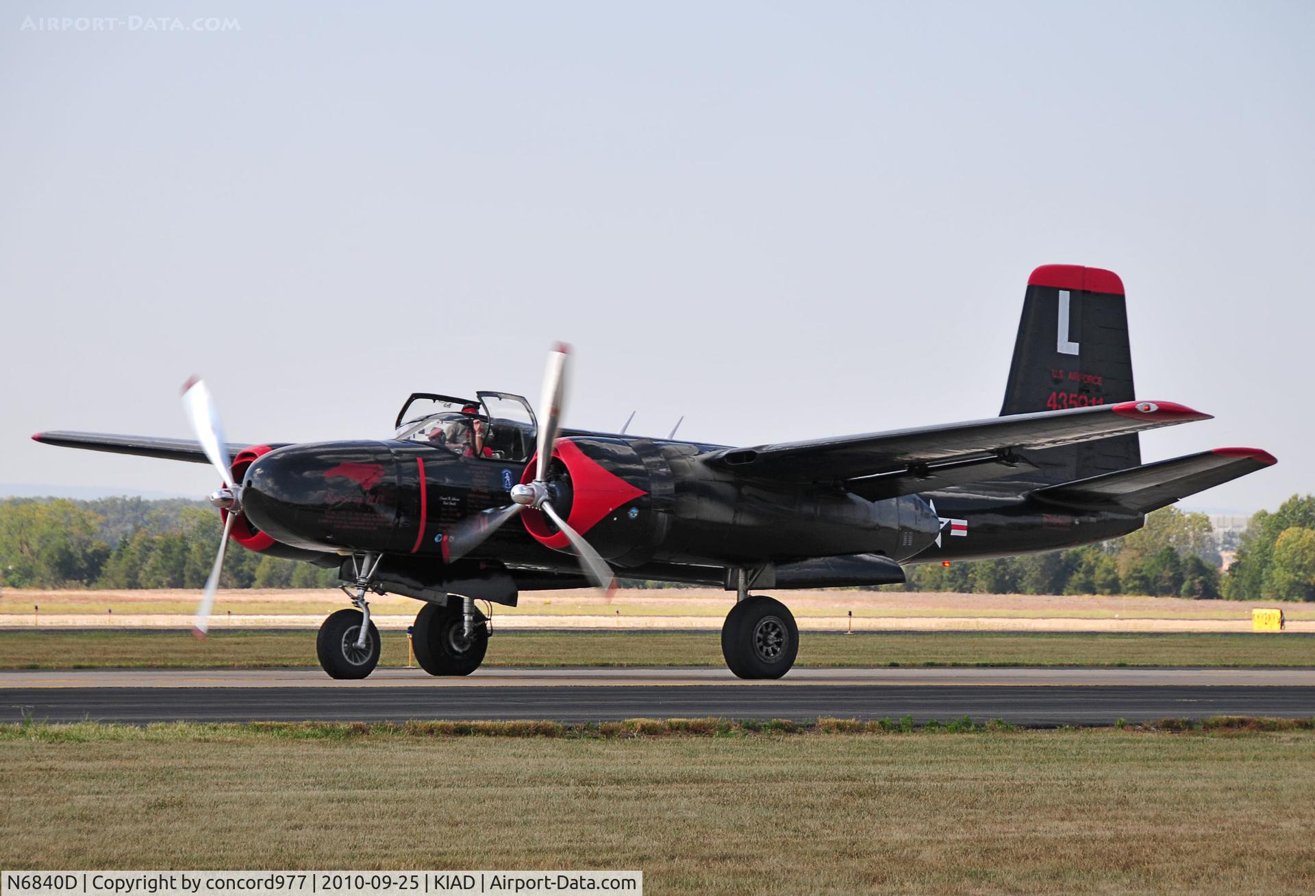 N6840D, 1945 Douglas A-26C Invader C/N 29190, 9/25/2010