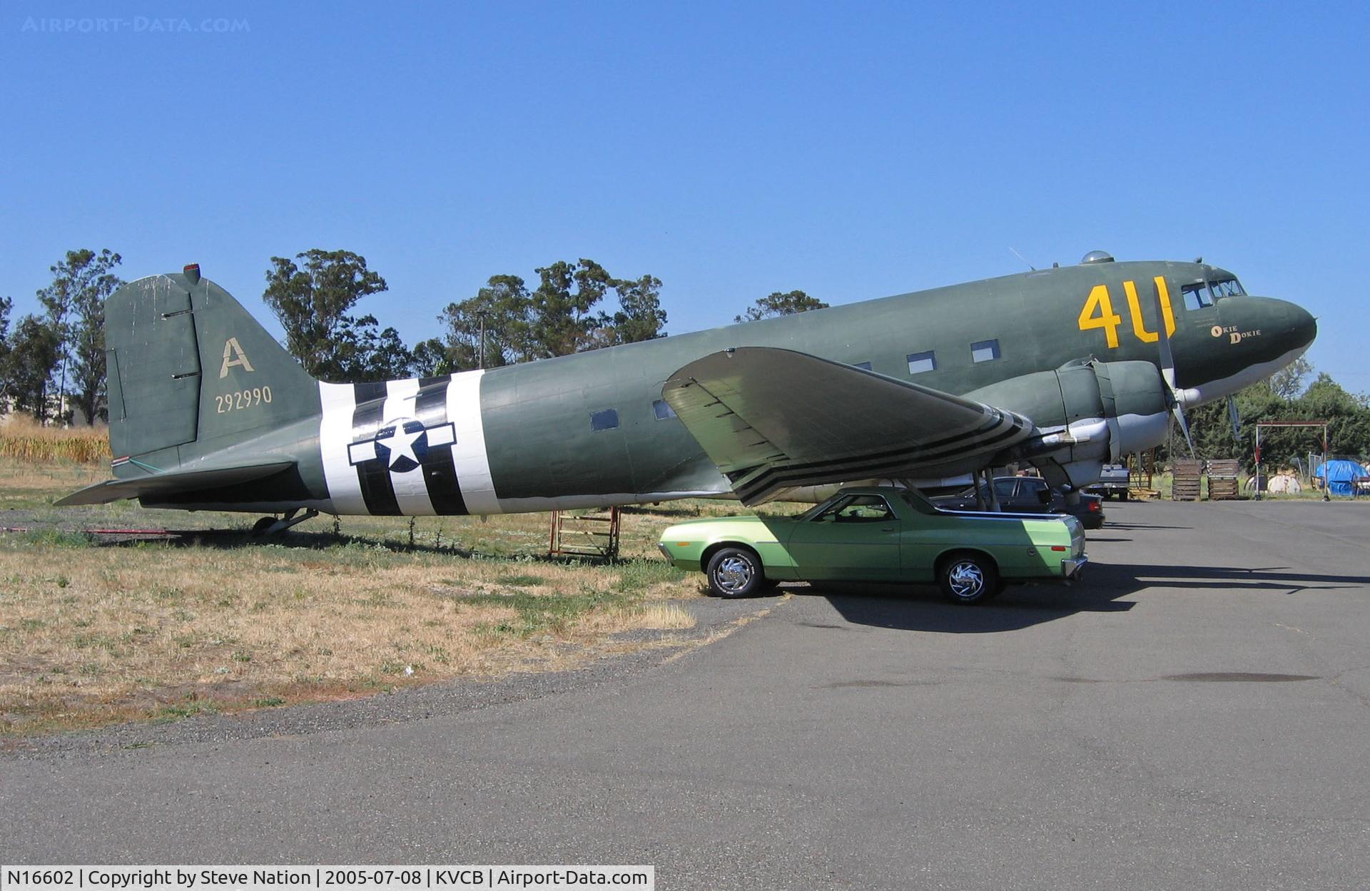 N16602, 1943 Douglas C-47A-20-DK Skytrain C/N 12852, Douglas C-47A painted as 42-92990 
