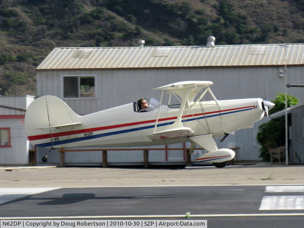 N62DP, 1988 Steen Skybolt C/N KEM 1, Glanville/Glanville STEEN SKYBOLT, Lycoming AEIO-360-B4A 180 Hp aerobatic, on final Rwy 22