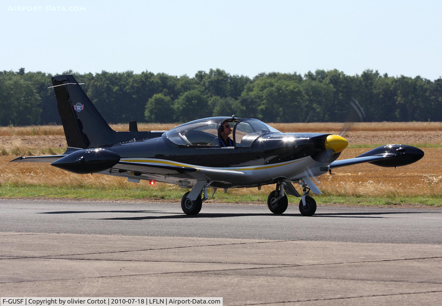F-GUSF, SIAI-Marchetti SF-260C C/N 440, Nice light on the Aero-fox group Marchetti... Euro fly-in 2010