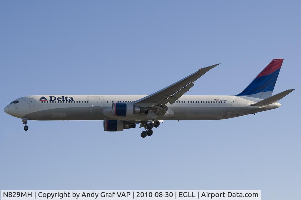 N829MH, 2000 Boeing 767-432/ER C/N 29700, Delta Airlines 767-400