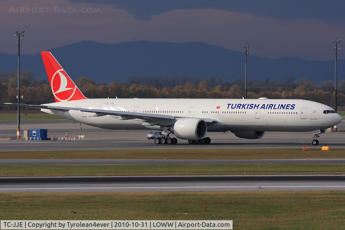 TC-JJE, 2010 Boeing 777-3F2/ER C/N 40707, THY's newest 77W