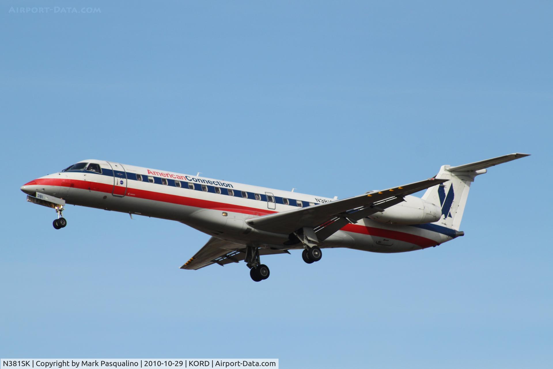 N381SK, 2002 Embraer ERJ-140LR (EMB-135KL) C/N 145619, EMB-135KL