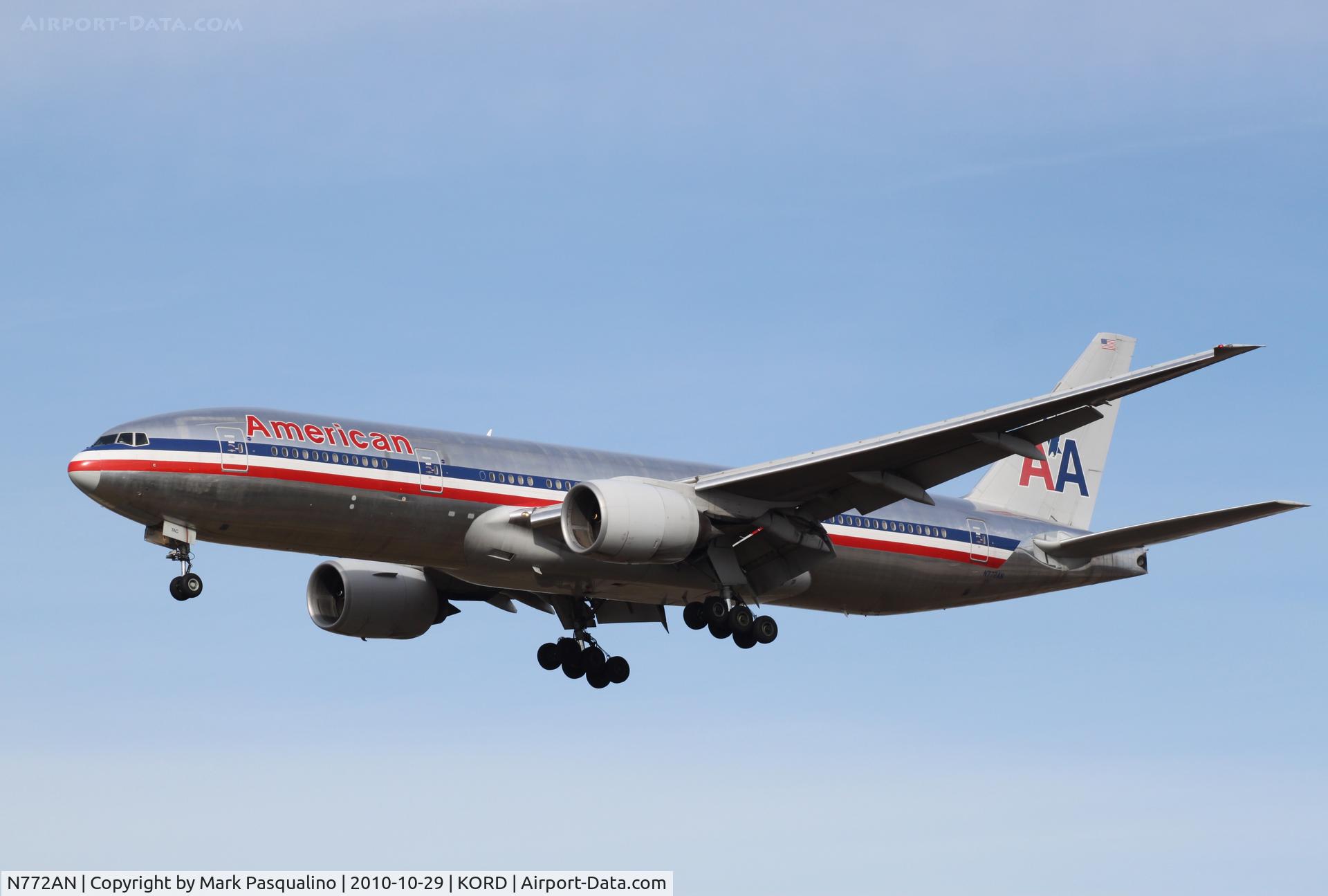 N772AN, 1999 Boeing 777-223 C/N 29580, Boeing 777-200