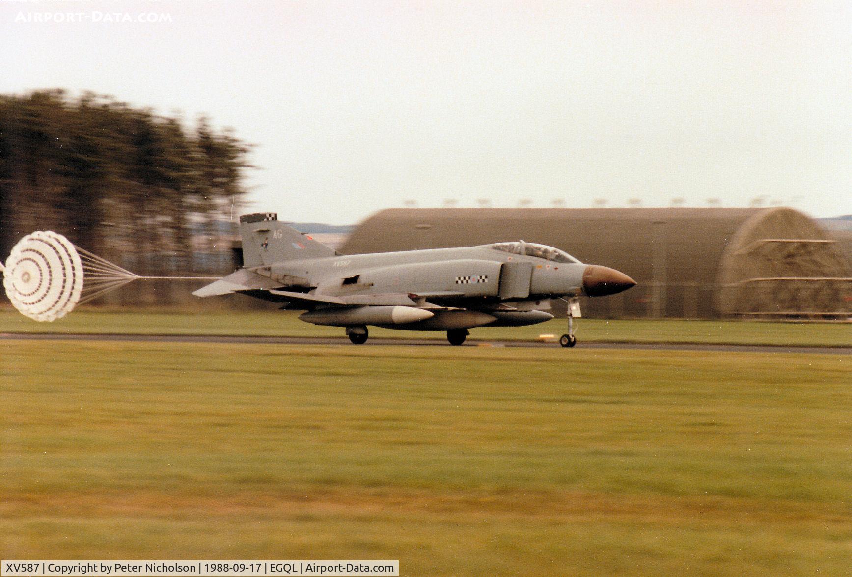 XV587, 1969 McDonnell Douglas Phantom FG1 C/N 3331/9341, Phantom FG.1 of 43 Squadron landing at the 1988 RAF Leuchars Airshow.