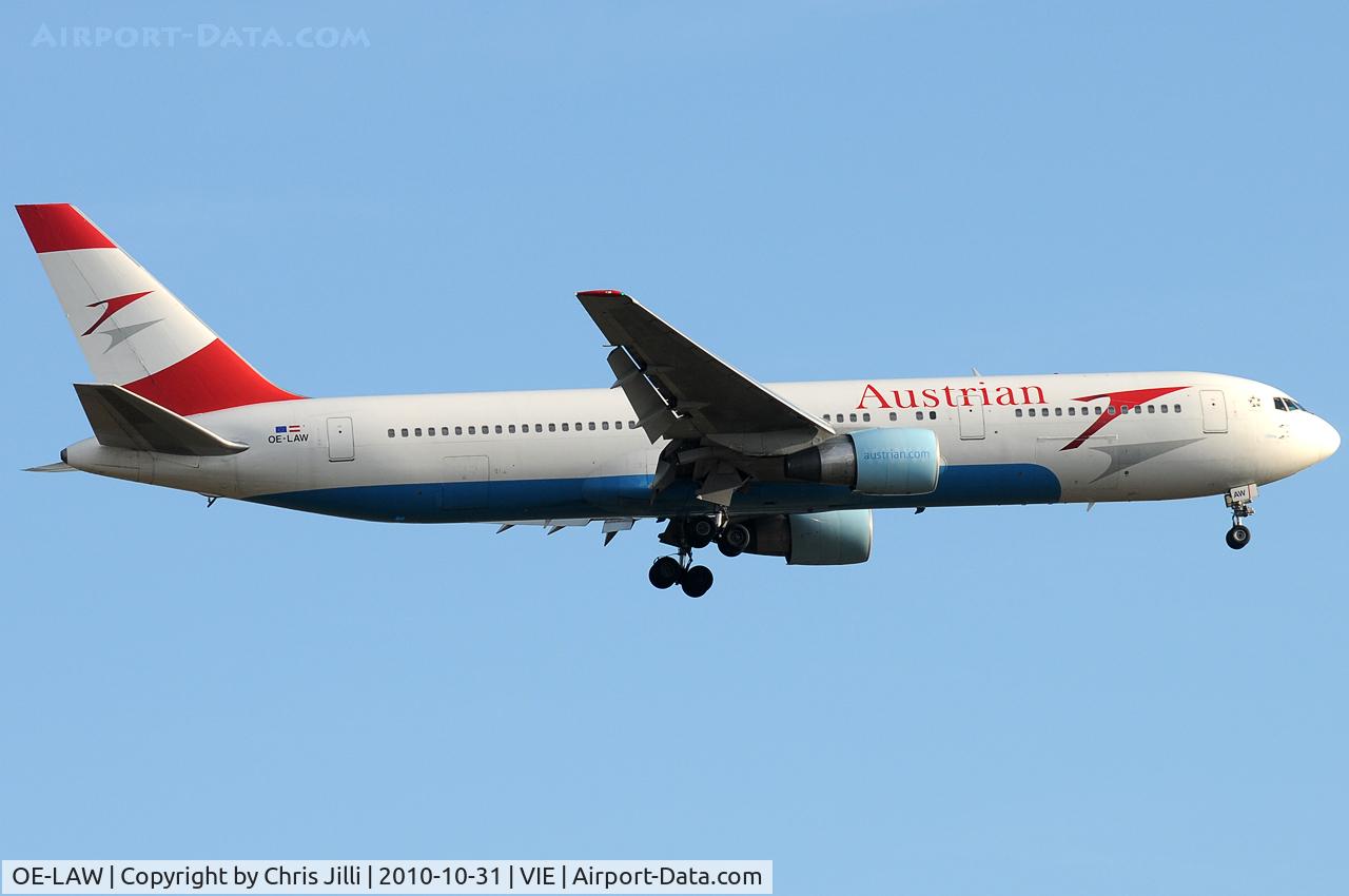 OE-LAW, 1992 Boeing 767-3Z9/ER C/N 26417, Austrian