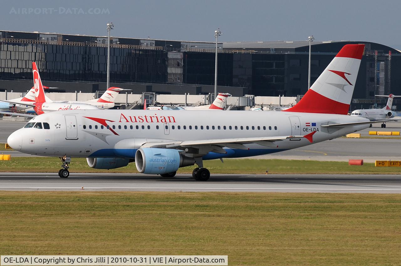 OE-LDA, 2004 Airbus A319-112 C/N 2131, Austrian
