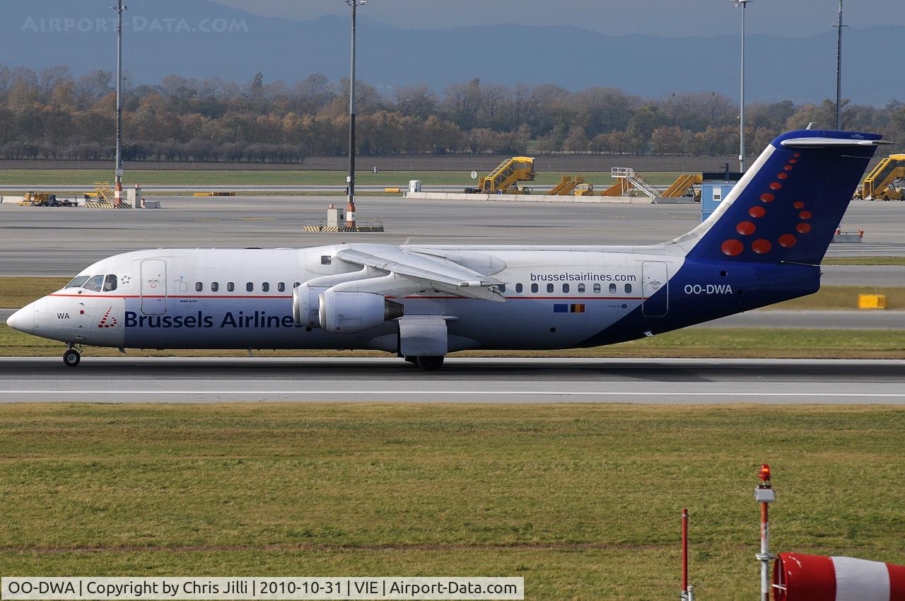 OO-DWA, 1997 British Aerospace Avro 146-RJ100 C/N E3308, Beeline
