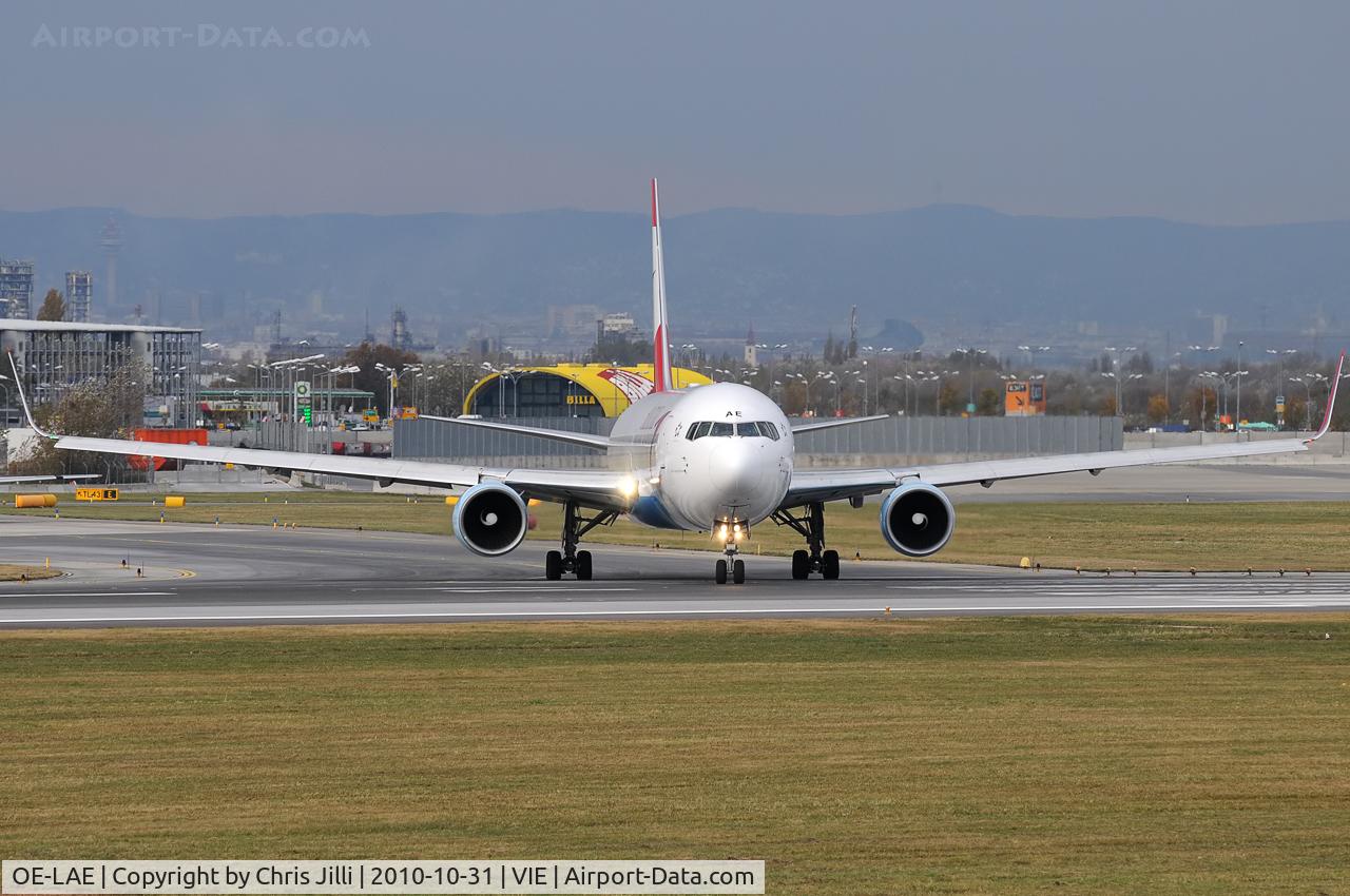 OE-LAE, 2000 Boeing 767-3Z9/ER C/N 30383, Austrian